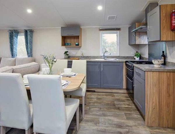 Porthleven 2 Bedroom (with Hot Tub) - Kitchen Area